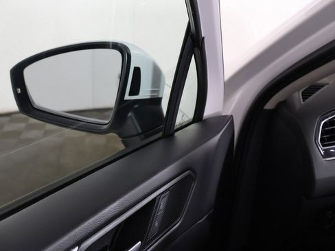 Used 2024 Volkswagen Tiguan S image 37