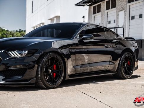 Used 2017 Ford Mustang Shelby GT350 w/ Electronics Package RWD image 45