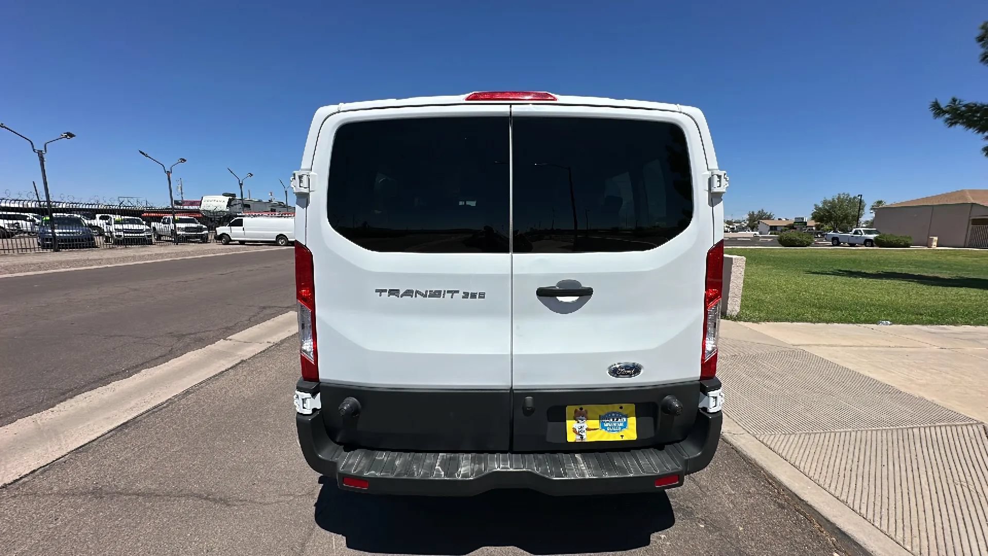 Used 2016 Ford Transit 350 XL RWD image 3