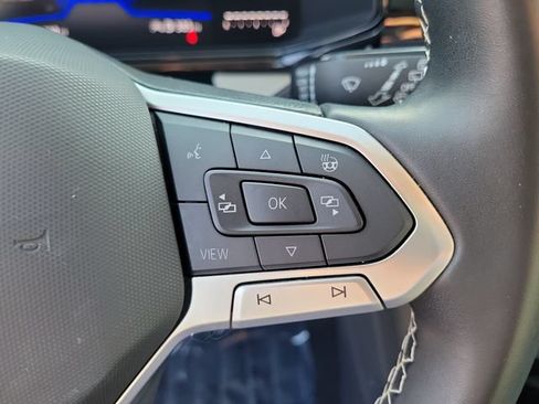 Certified 2025 Volkswagen Taos S FWD image 18