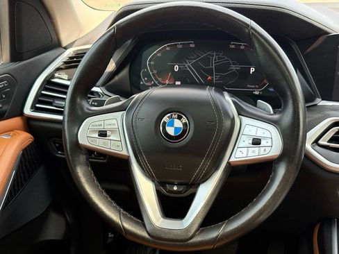 Used 2022 BMW X7 xDrive40i w/ Premium Package AWD/4WD image 22