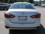 Used 2023 Nissan Altima 2.5 SV image 5