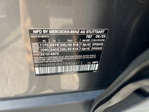 Used 2026 Mercedes-Benz GLB 250 image 15