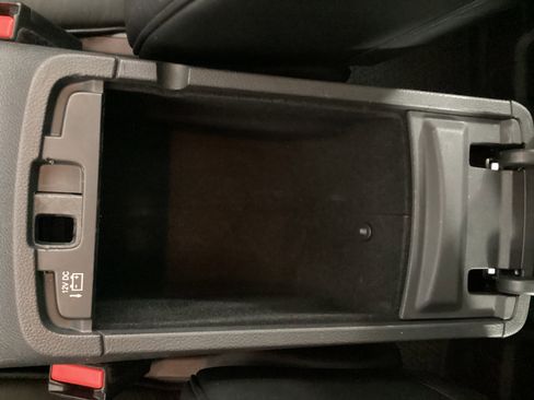 Used 2015 Jeep Grand Cherokee Summit w/ Platinum Series Group image 21