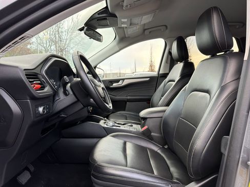 Used 2022 Ford Escape SEL AWD/4WD image 11