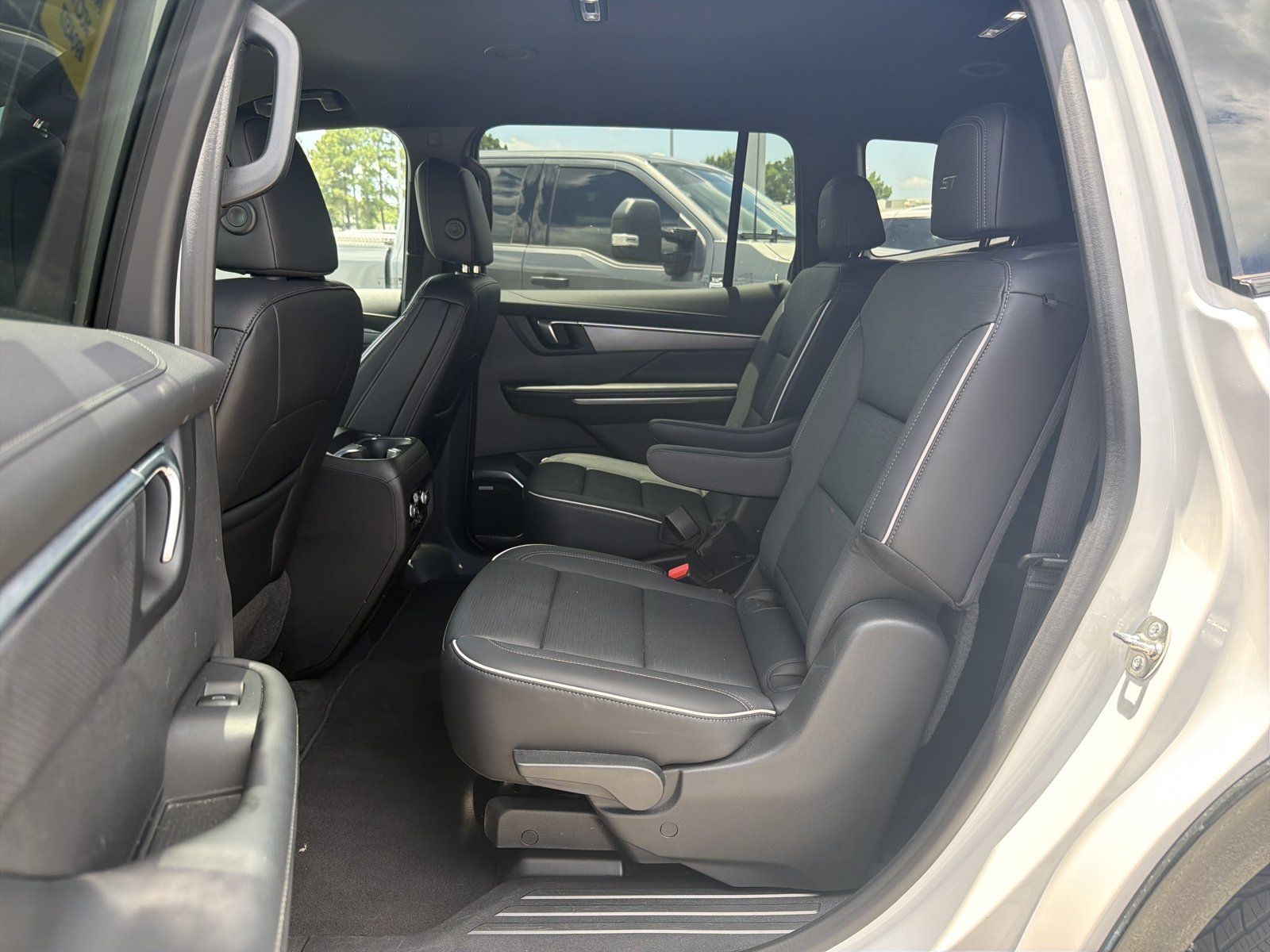 Used 2026 Buick Enclave Sport Touring FWD image 26