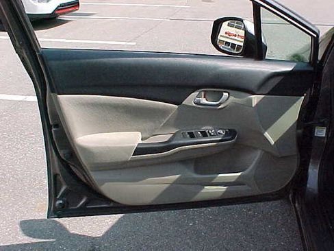 Used 2013 Honda Civic LX image 22