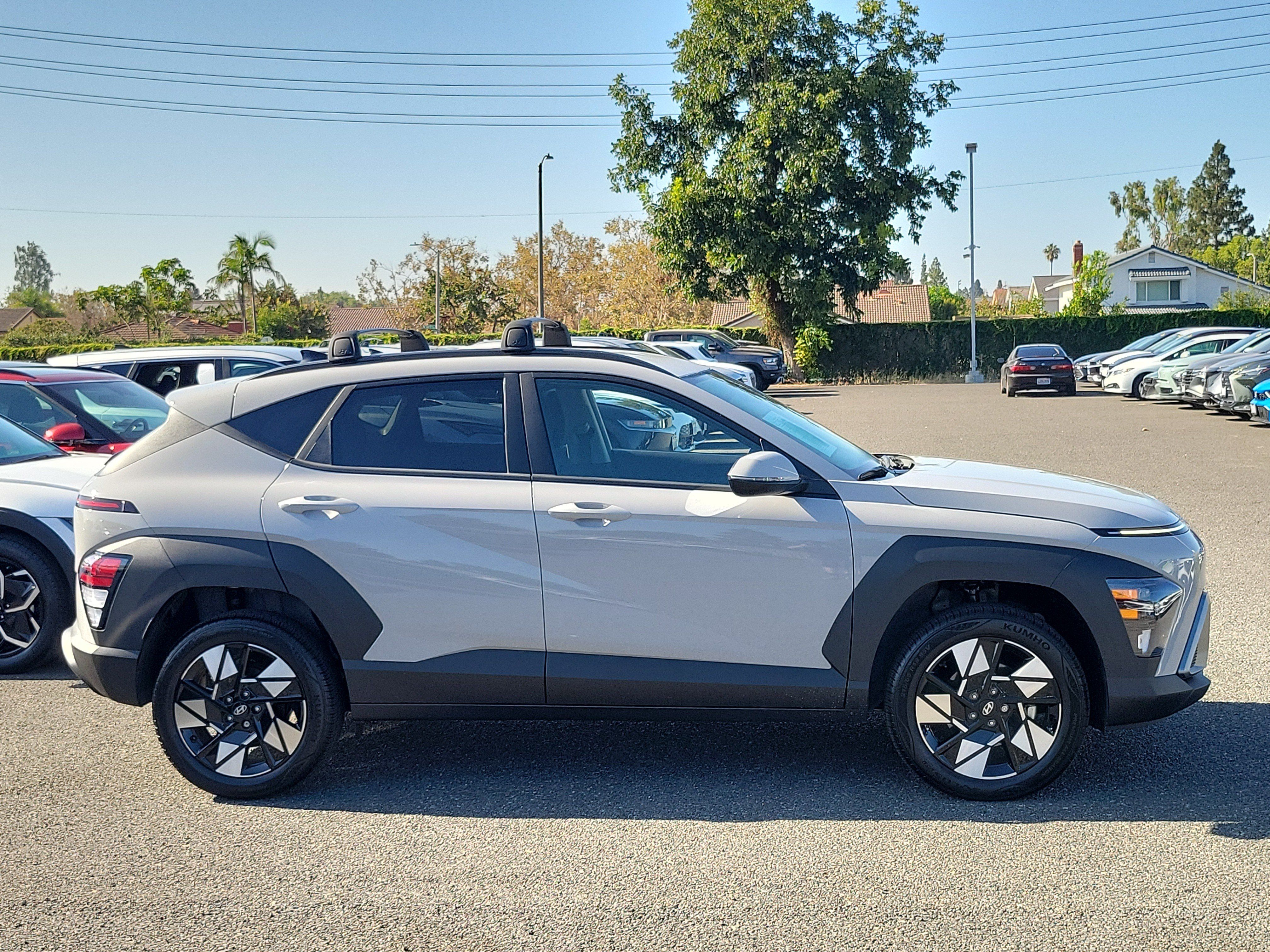 Certified 2025 Hyundai Kona SEL AWD/4WD image 5