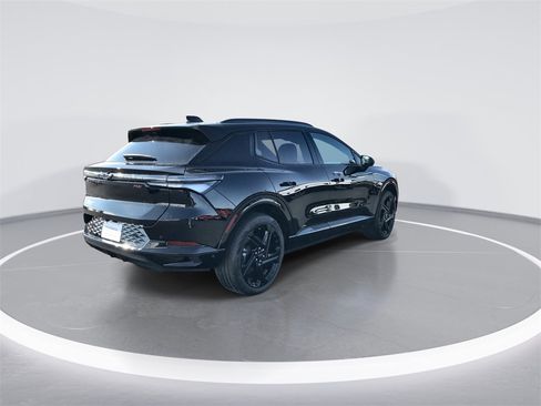 New 2026 Chevrolet Equinox EV RS image 8