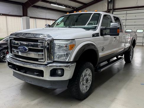 Used 2016 Ford F350 Lariat w/ Lariat Ultimate Package AWD/4WD image 5