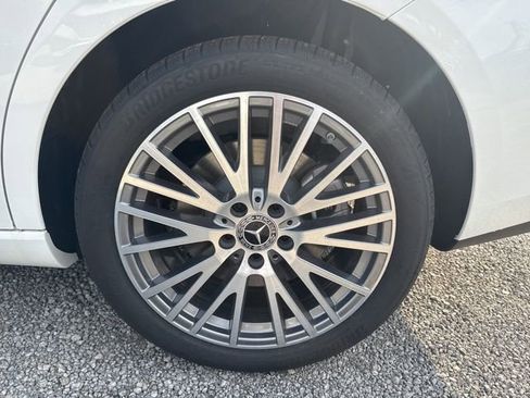 New 2025 Mercedes-Benz CLA 250 4MATIC image 17