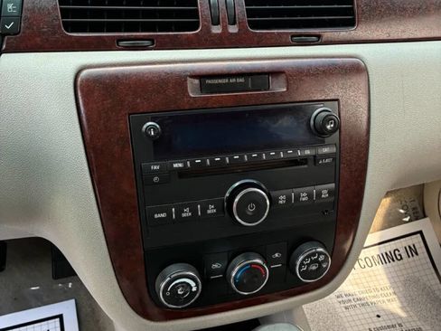 Used 2008 Chevrolet Impala LS image 8