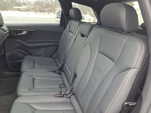 Used 2025 Audi Q7 3.0T Premium Plus AWD/4WD image 22