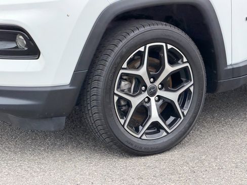 Used 2025 Jeep Compass Limited AWD/4WD image 24