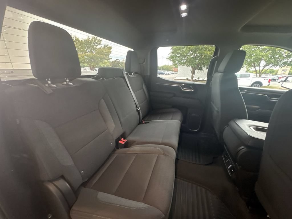 Certified 2024 Chevrolet Silverado 1500 LT AWD/4WD image 27