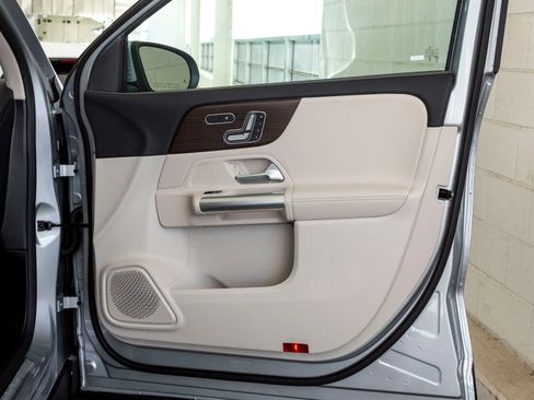 New 2026 Mercedes-Benz GLA 250 image 27