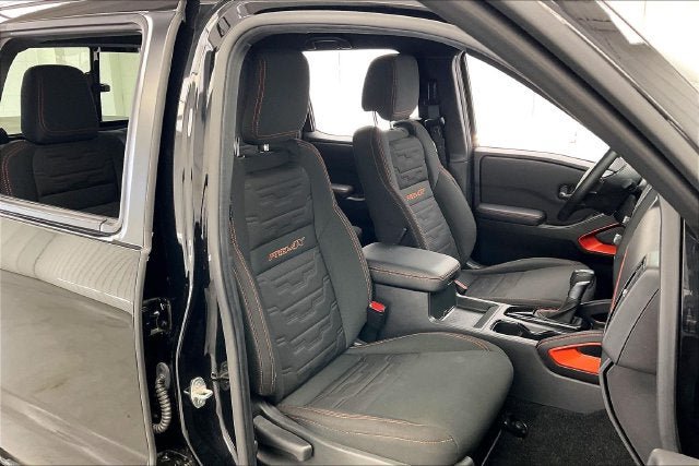 Used 2023 Nissan Frontier PRO-4X w/ Technology Package AWD/4WD image 7