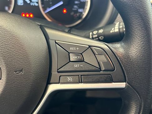 Used 2022 Nissan Kicks S FWD image 28
