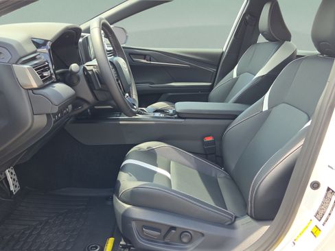 Certified 2026 Toyota Camry SE FWD image 13
