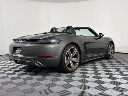 Certified 2024 Porsche 718 Boxster RWD image 9