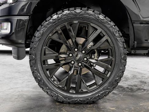 Used 2025 Ford F150 Platinum AWD/4WD image 11