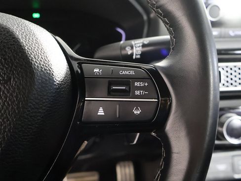 Used 2025 Honda Civic Sport image 40