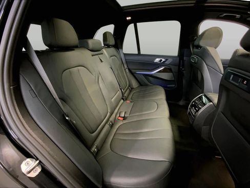 Used 2021 BMW X5 xDrive40i AWD/4WD image 19