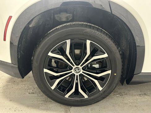 Used 2025 Toyota Crown Signia image 67