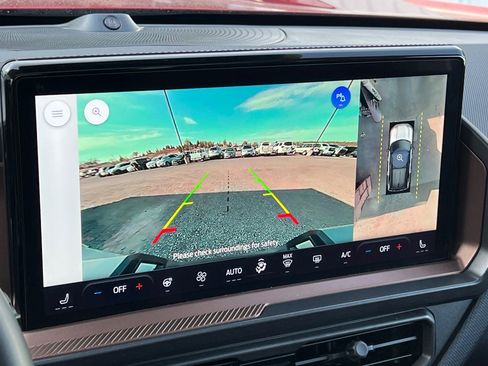 Used 2025 Ford Bronco Sport Outer Banks w/ Outer Banks Tech Package+ image 26