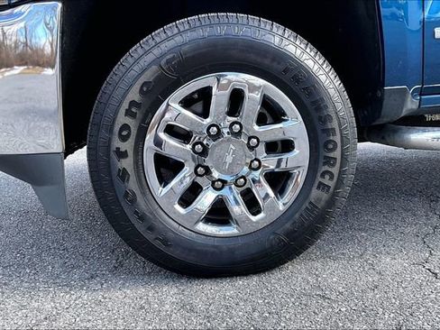Used 2018 Chevrolet Silverado 2500 LTZ w/ LTZ Plus Package image 10
