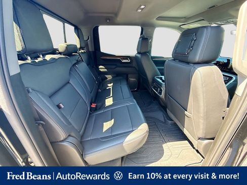 Used 2023 GMC Sierra 1500 Denali w/ Denali Reserve Package AWD/4WD image 35
