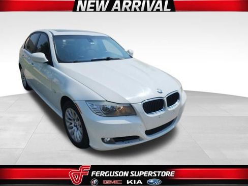 Used 2009 BMW 328i Sedan RWD image 1