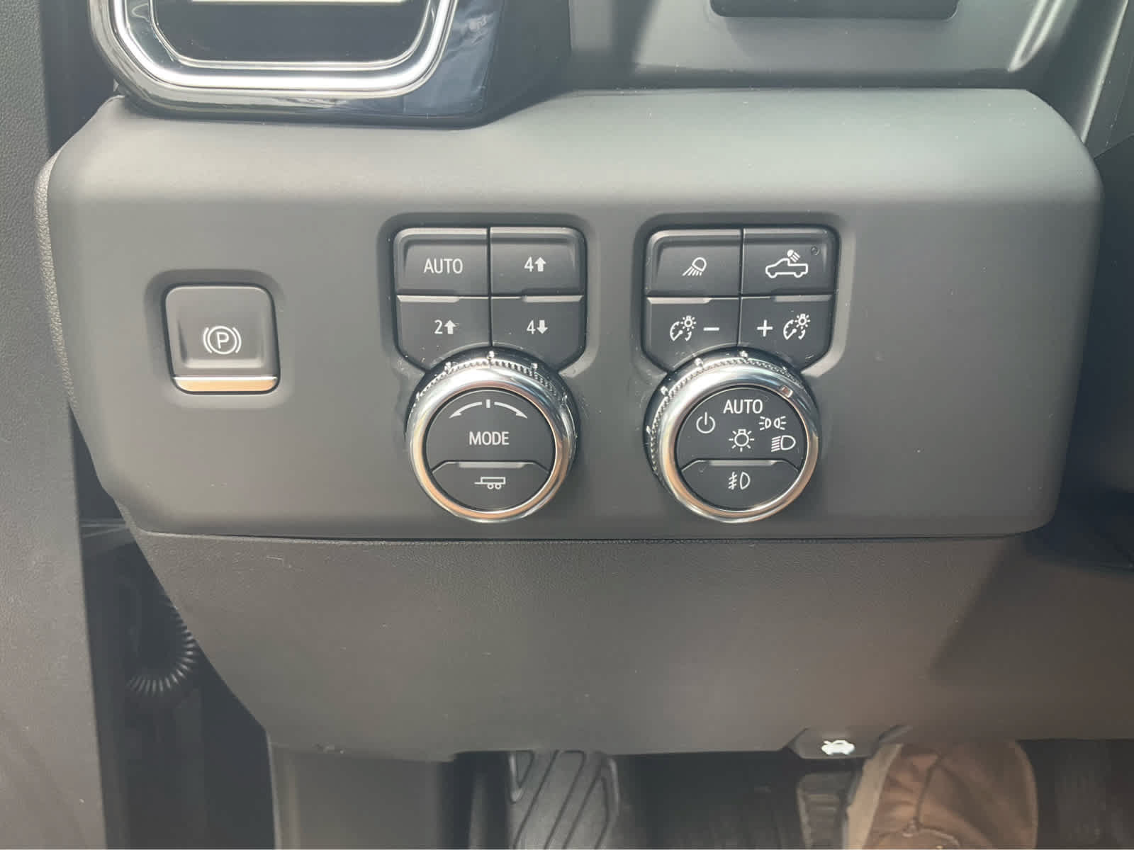 Used 2023 GMC Sierra 1500 Denali AWD/4WD image 17