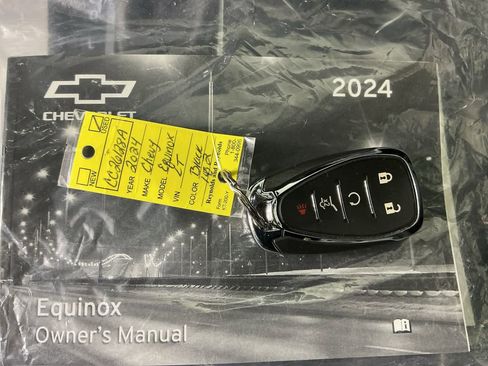 Used 2024 Chevrolet Equinox LT image 24