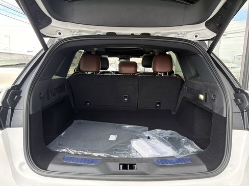 New 2026 Lincoln Nautilus Premier w/ Equipment Group 102A image 12