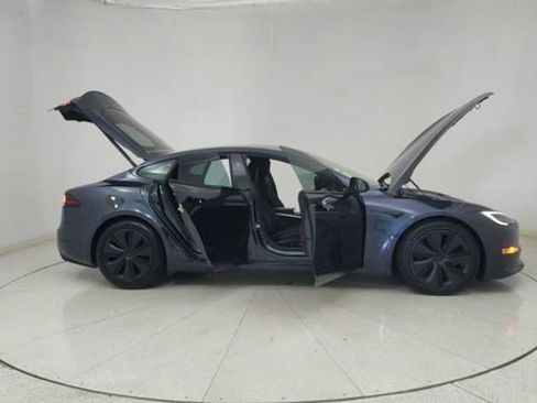 Used 2024 Tesla Model S image 75