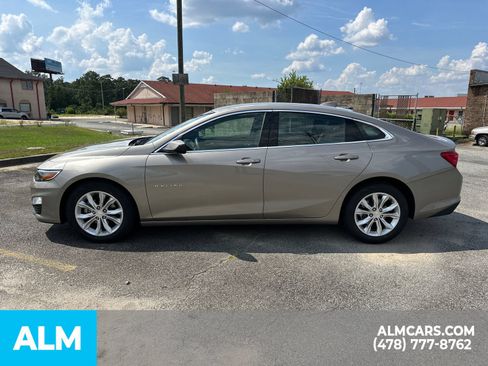 Used 2025 Chevrolet Malibu LT FWD image 9