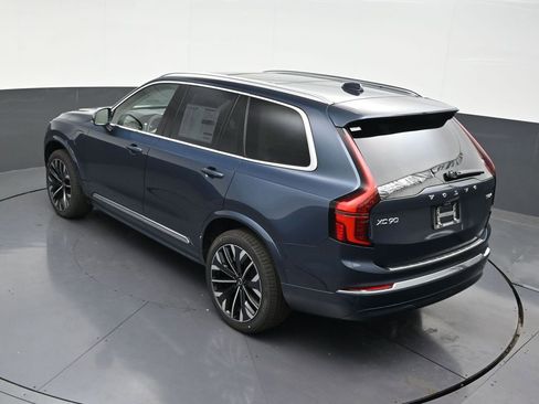 New 2026 Volvo XC90 T8 Ultra w/ Protection Package Premier AWD/4WD image 22