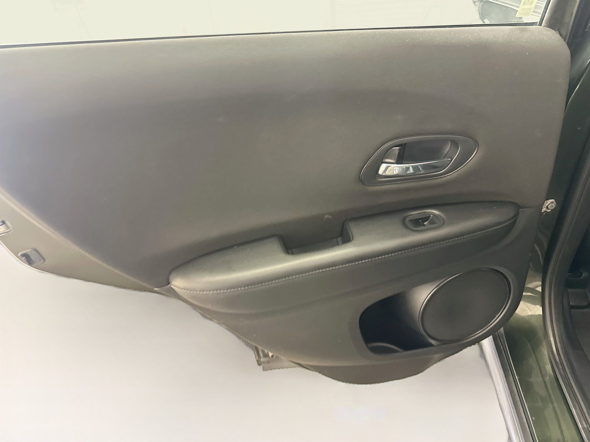 Used 2018 Honda HR-V LX image 26