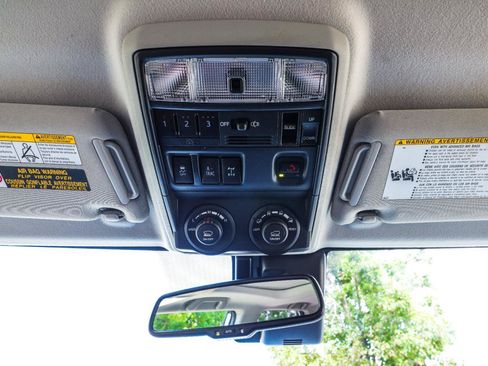 Used 2020 Toyota 4Runner Venture w/ Moonroof Package AWD/4WD image 36