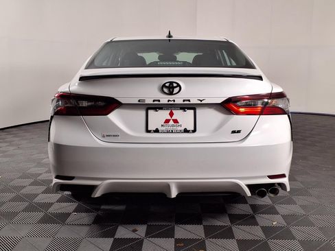 Used 2023 Toyota Camry SE w/ Convenience Package FWD image 6