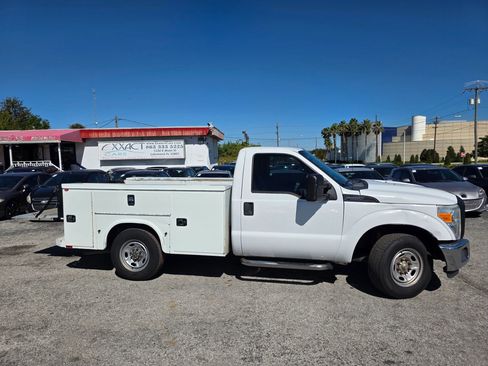 Used 2016 Ford F250 XL w/ XL Value Package image 9