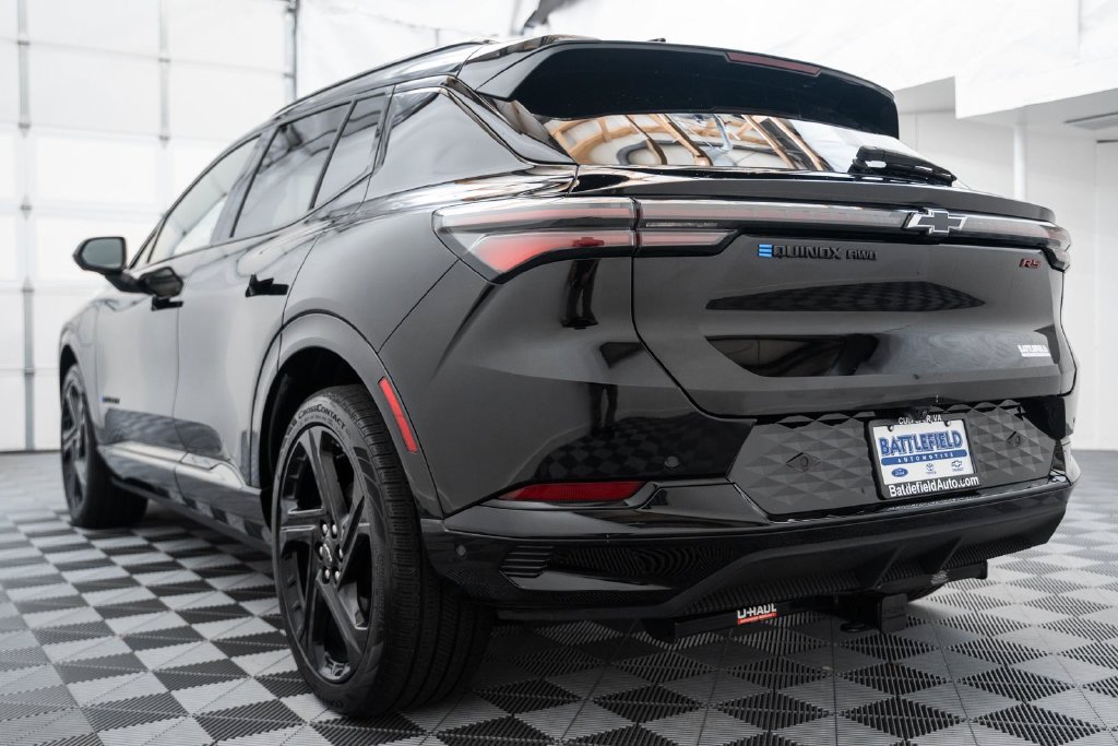 Used 2024 Chevrolet Equinox EV RS AWD/4WD image 7