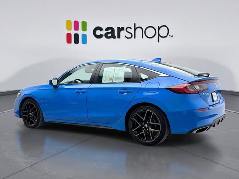 Used 2024 Honda Civic Sport Touring image 3