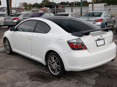 Used 2009 Scion tC image 5