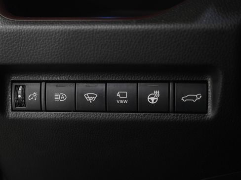 Used 2019 Toyota RAV4 Limited image 25