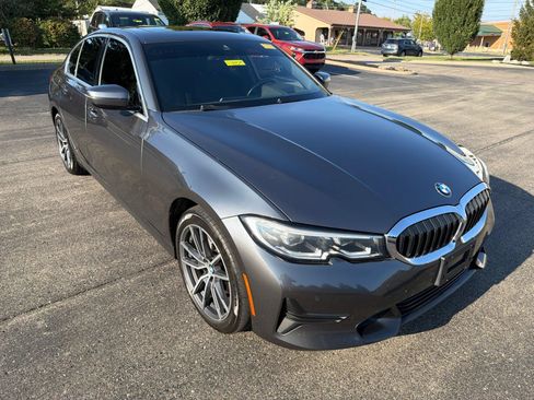 Used 2021 BMW 330i xDrive Sedan w/ Premium Package AWD/4WD image 7