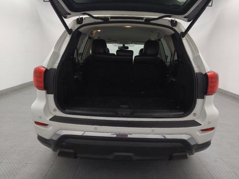 Used 2020 Nissan Pathfinder SL FWD image 29