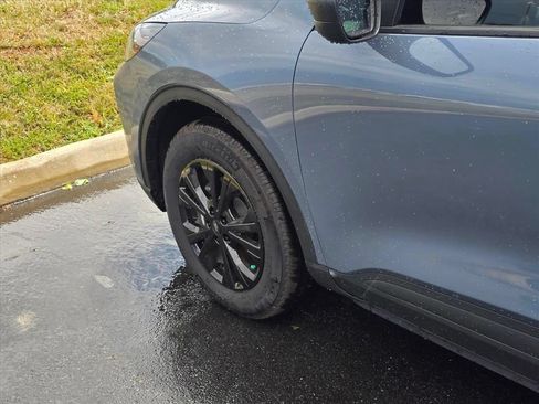 Used 2025 Ford Escape Active FWD image 19