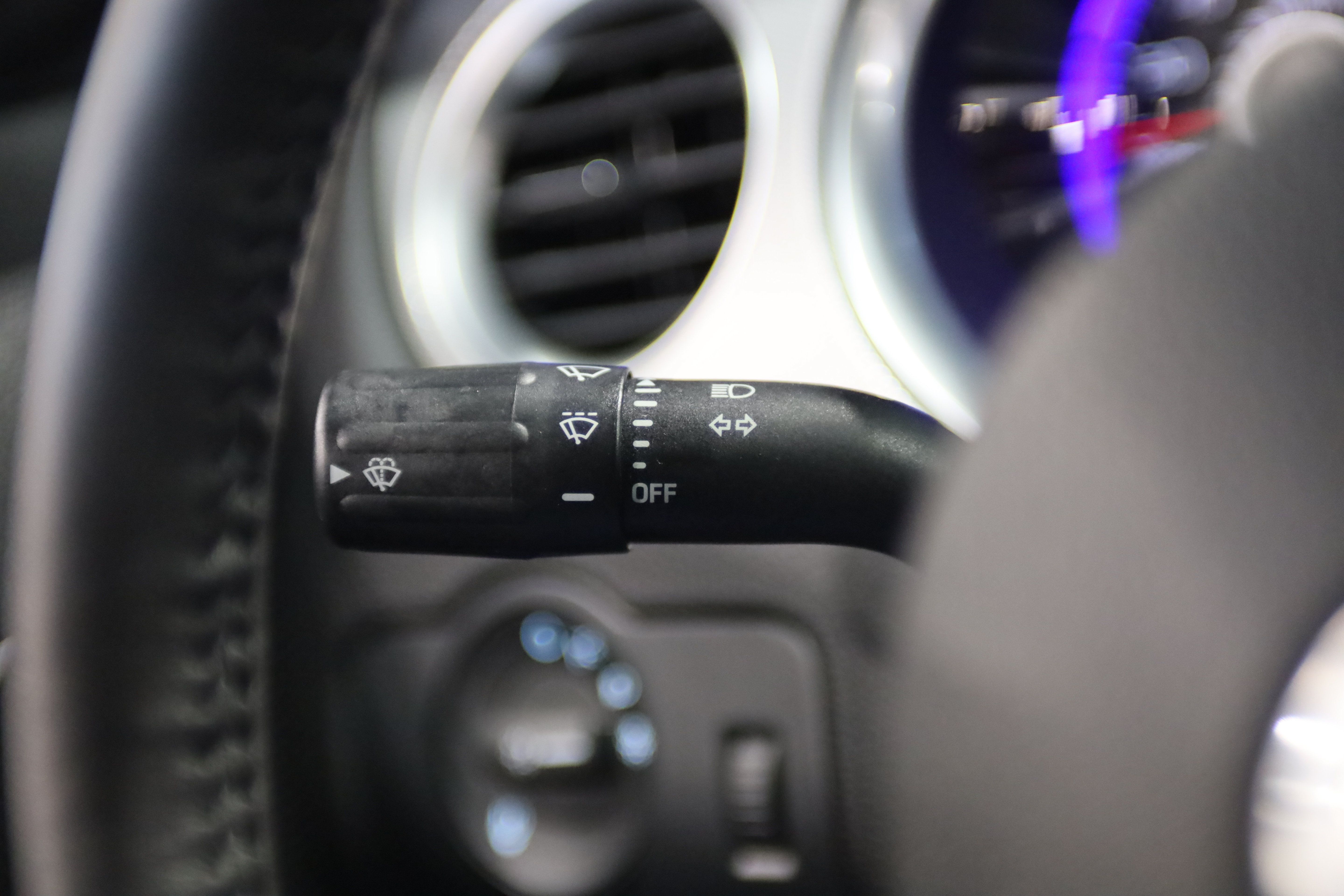 Used 2013 Ford Mustang Shelby GT500 RWD image 19